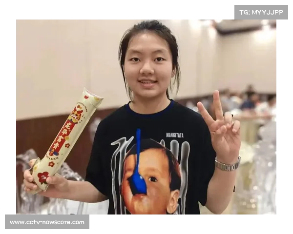 云浮测试赛创新饮料杯设计变形加油棒获得广泛好评